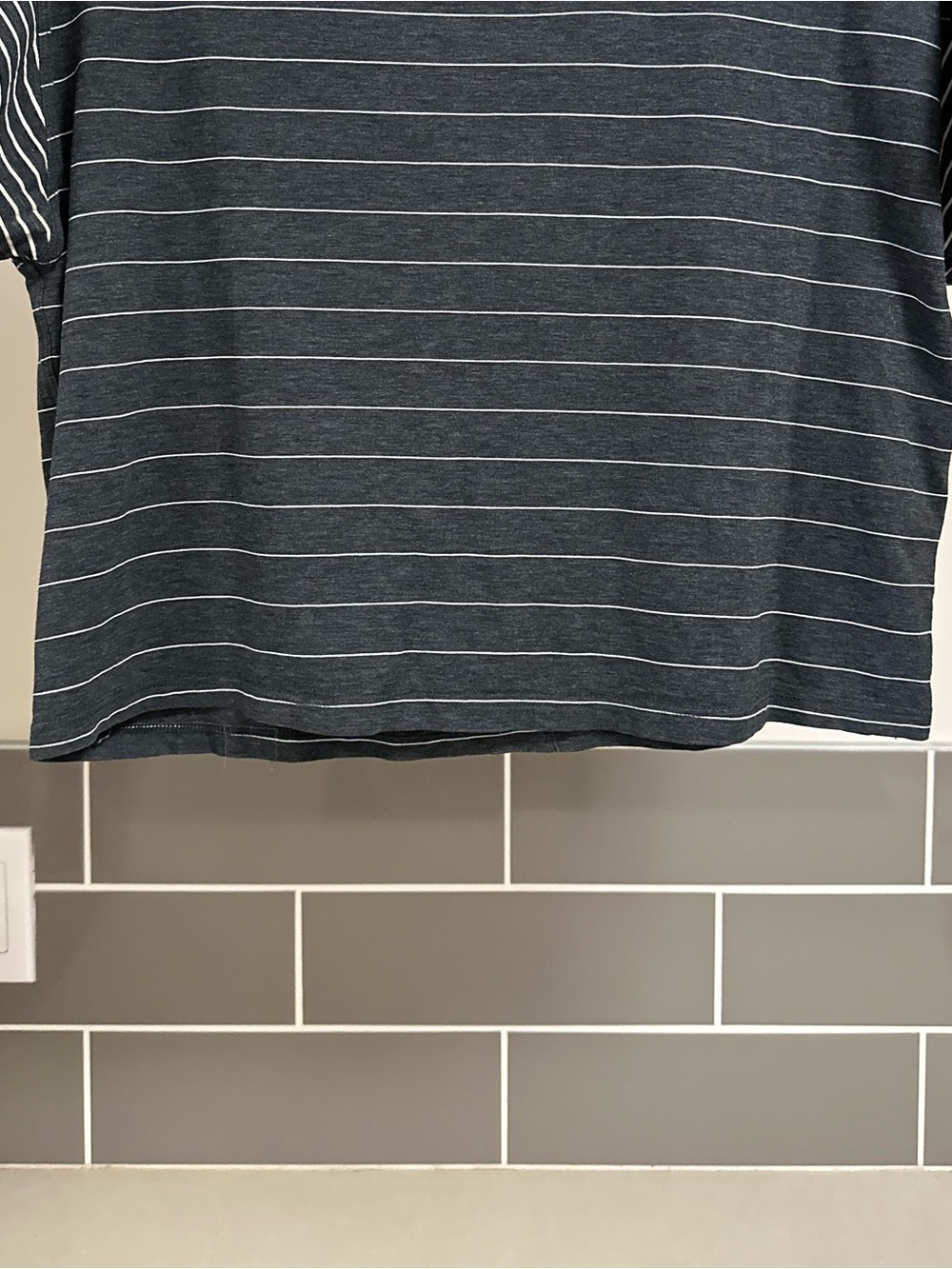Lululemon Cates Tee - Picture 7 of 11